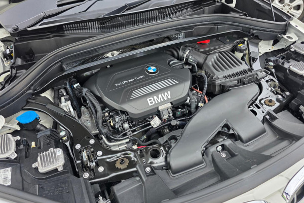 2016 BMW X1 F48 sDrive18d SUV Image 25