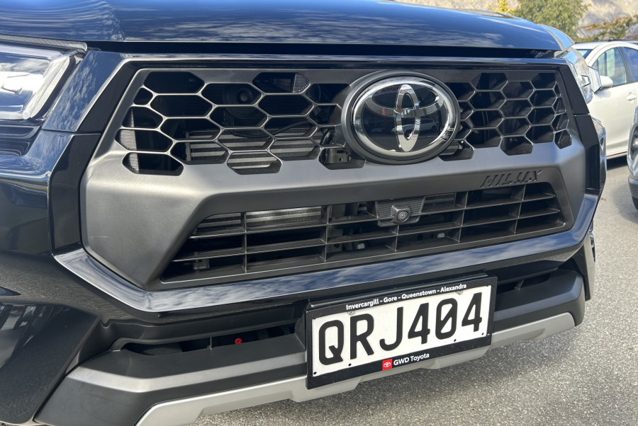 2024 Toyota Hilux Sr5 Td Dc 2.8Dmht Ute Image 7