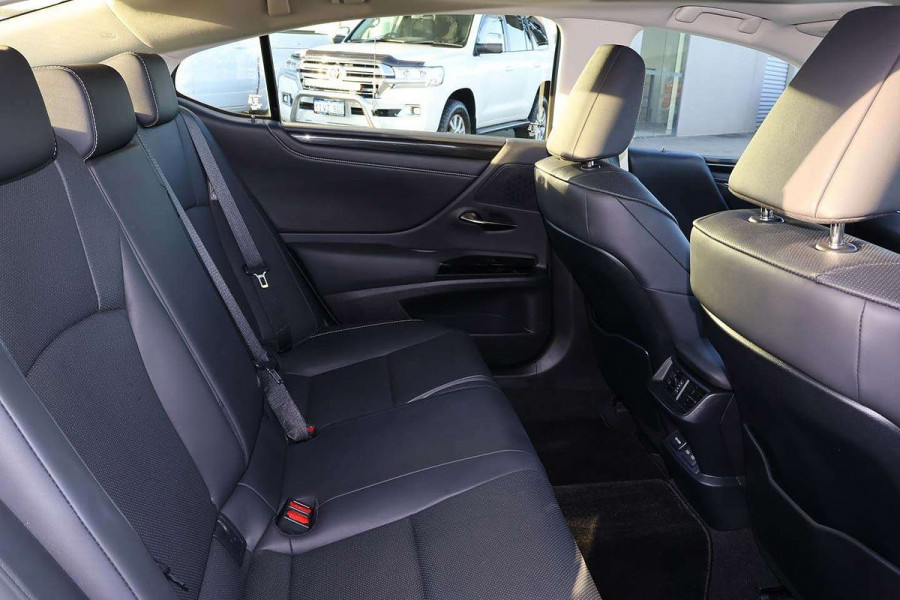 2024 Lexus ES AXZA10R ES250 Luxury Sedan Image 11