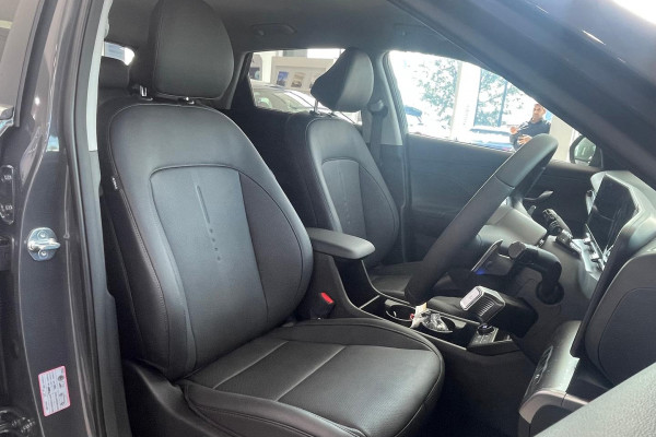 2025 MY26 Hyundai KONA SX2.V3 Premium SUV Image 17