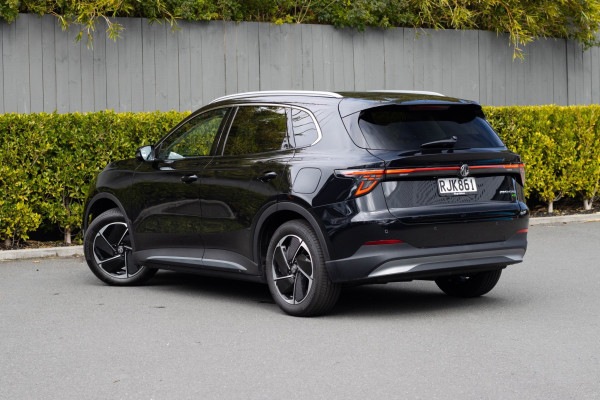 2026 MY25 MG MGS5 EV ZS3EM Essence 49 SUV Image 3