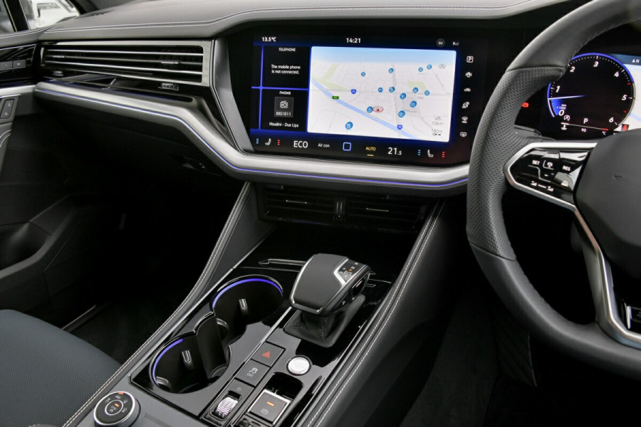 2024 Volkswagen Touareg RC 210TDI R-Line SUV Image 7