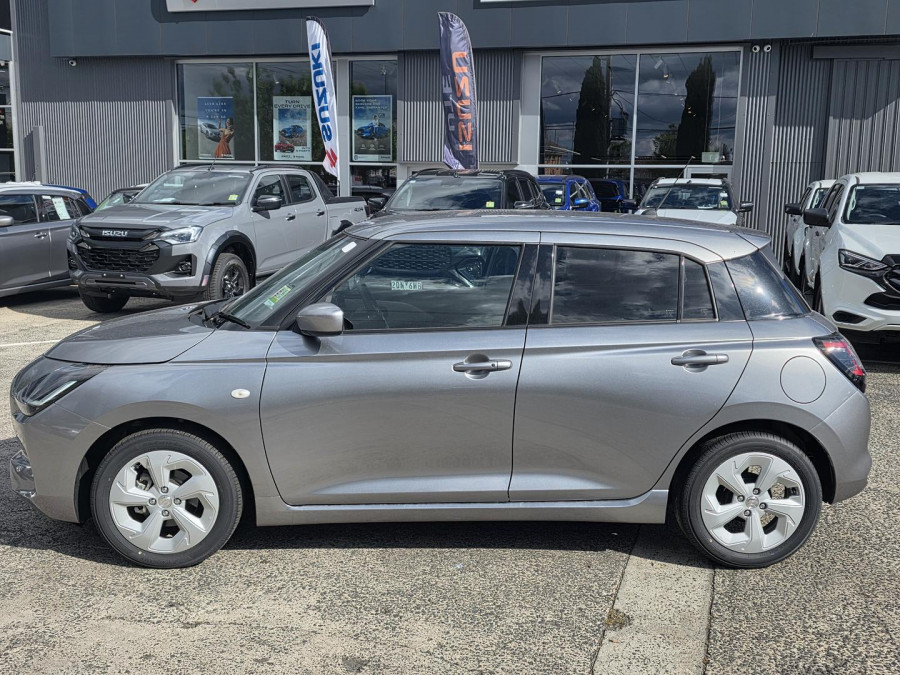 2026 Suzuki Swift UZ Hybrid Plus Hatch Image 3