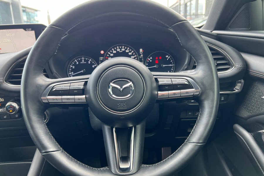 2022 Mazda 3 BP Series G25 Astina Hatch Image 9