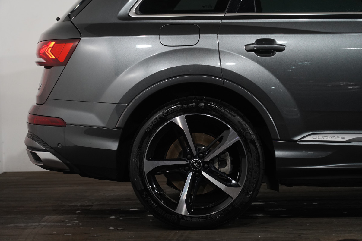 2023 Audi Q7 50 Tdi S Line Quattro Mhev SUV Image 6