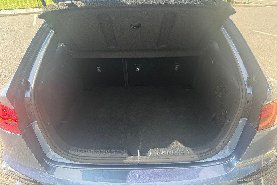 2021 MY1  Kia Cerato BD GT Hatch Image 10