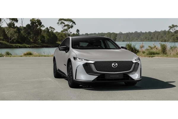 2026 Mazda 6e  E35 Atenza Hatch Image 5