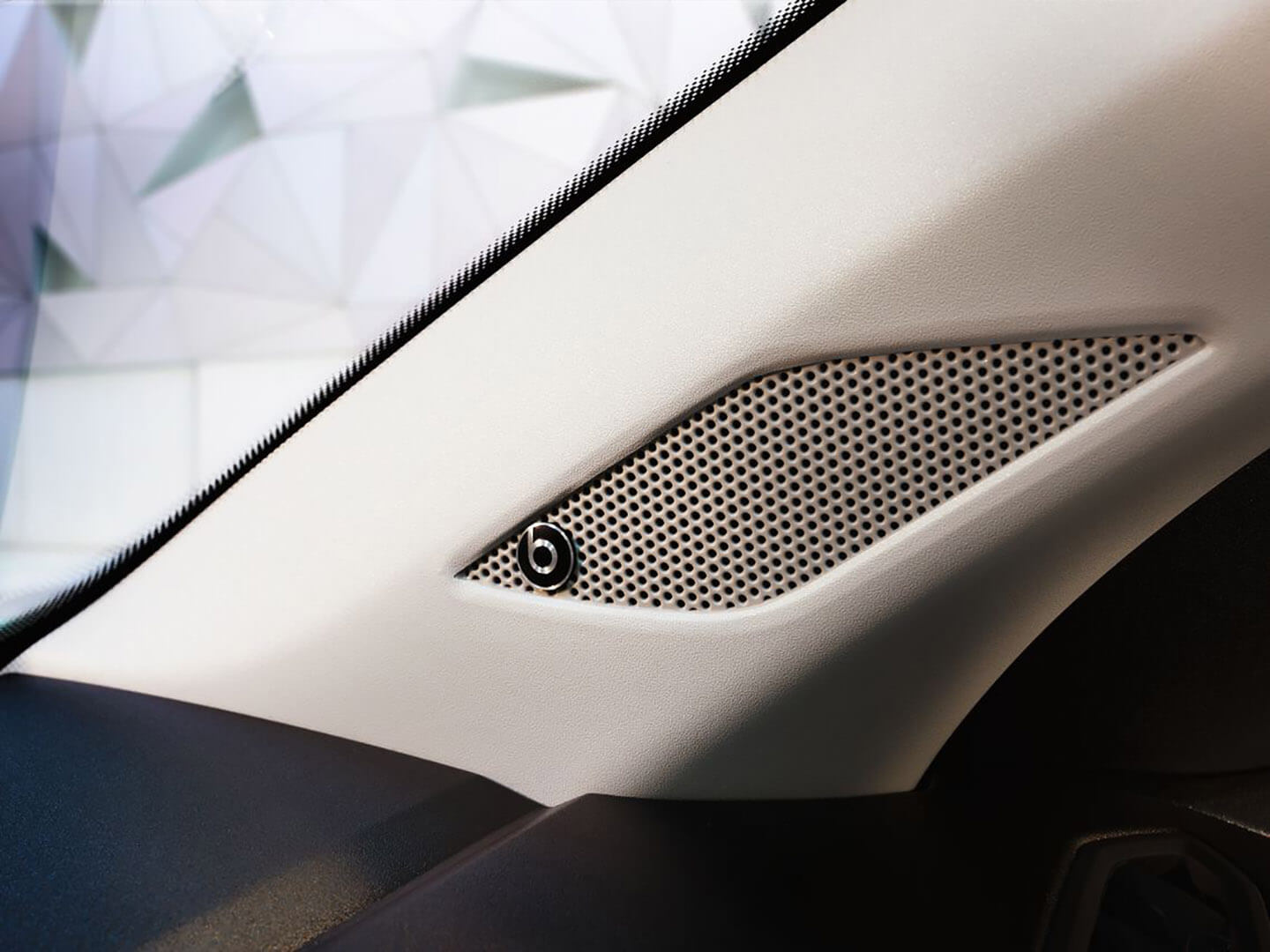 Music for the streets beatsTM Premium Audio System Image