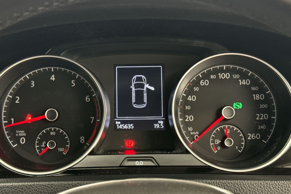 2015 Volkswagen Golf 7 103TSI Highline Hatch Image 5