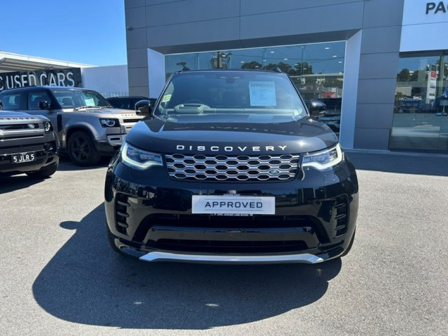 2026 Land Rover Discovery Series 5 D350 Gemini SUV Image 2