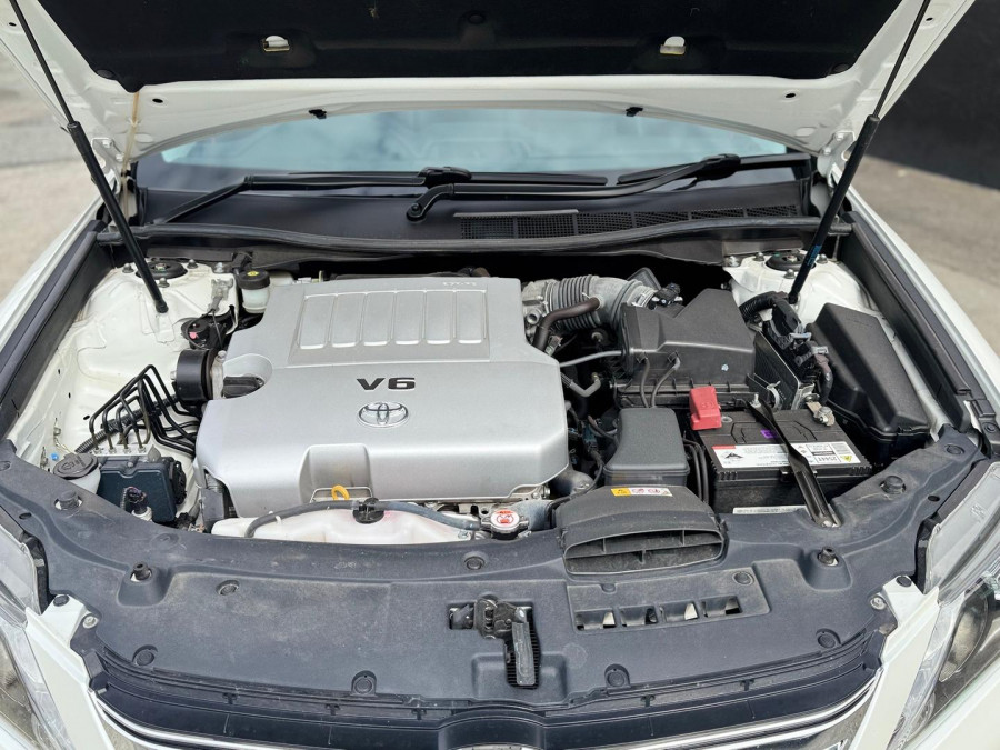 2017 Toyota Aurion GSV50R Presara Sedan Image 27
