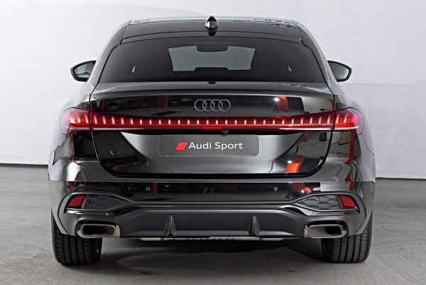 2025 Audi A5 B10 TFSI 150kW S line Sedan image 5
