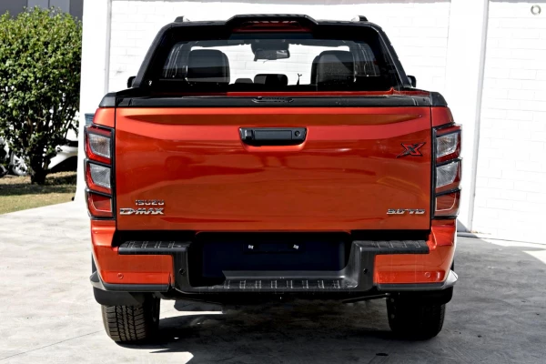2026 MY25.5 Isuzu D-MAX RG X-TERRAIN Ute Image 3