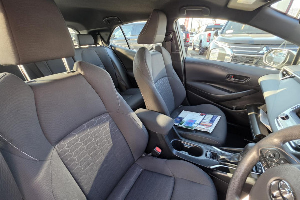 2023 Toyota Corolla ZWE219R  Ascent Sport Hybrid Hatch Image 11