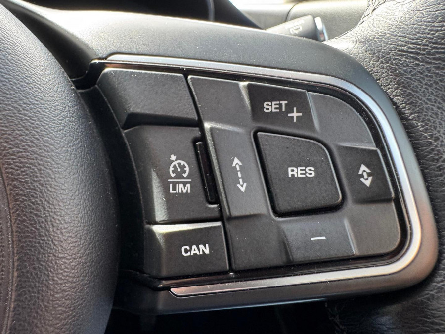 2019 Jaguar E-PACE X540 P250 SE SUV Image 19