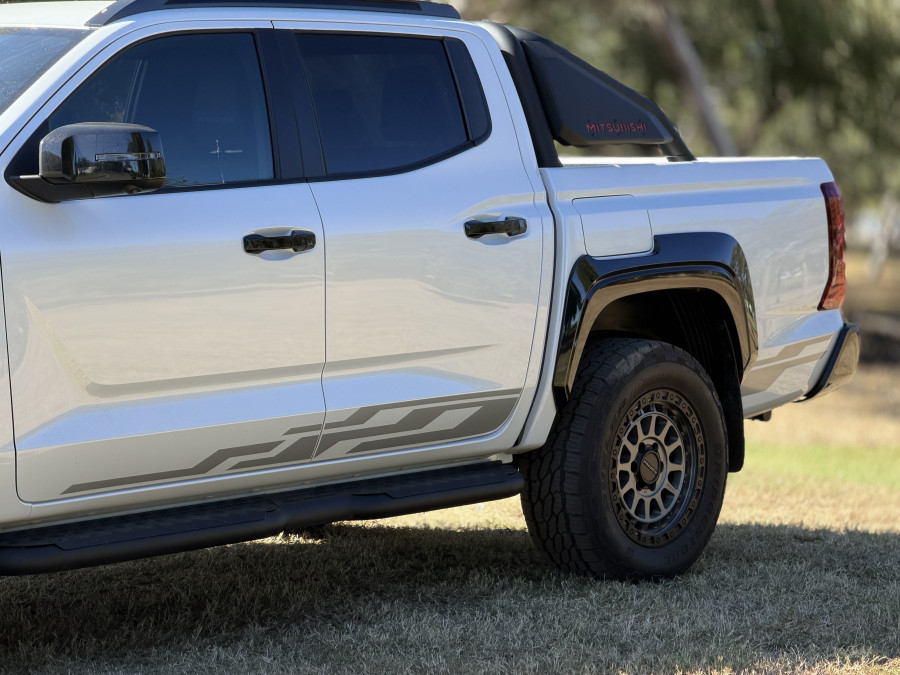 2026 Mitsubishi Triton MV GSR Ute Image 5