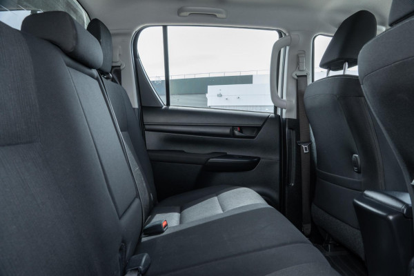 2023 Toyota HiLux GUN126R SR Cab Chassis Image 9