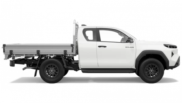 SR 4x4 Extra-Cab Cab-Chassis