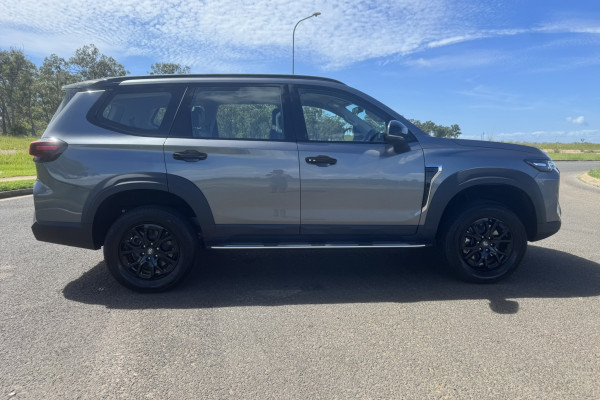 2026 MY25 LDV D90 Mode Wagon Image 2