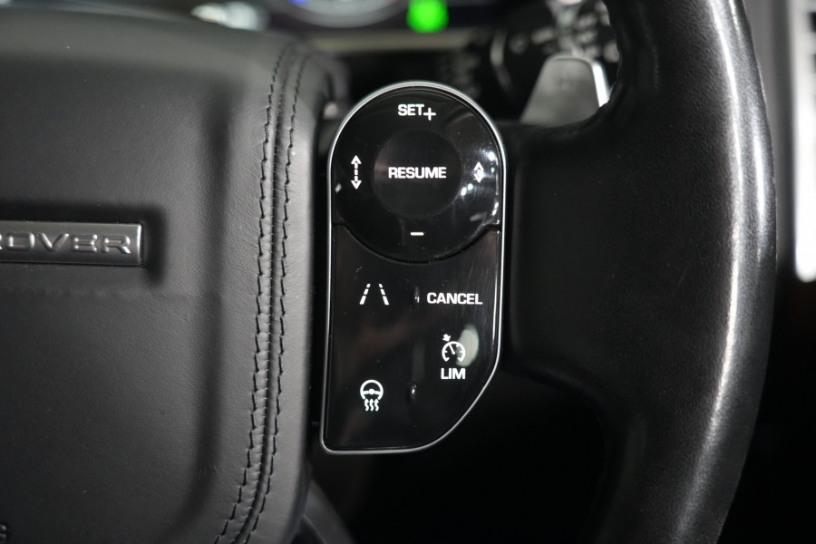 2019 Land Rover Range Rover SDV8 Autobiography SUV Image 25