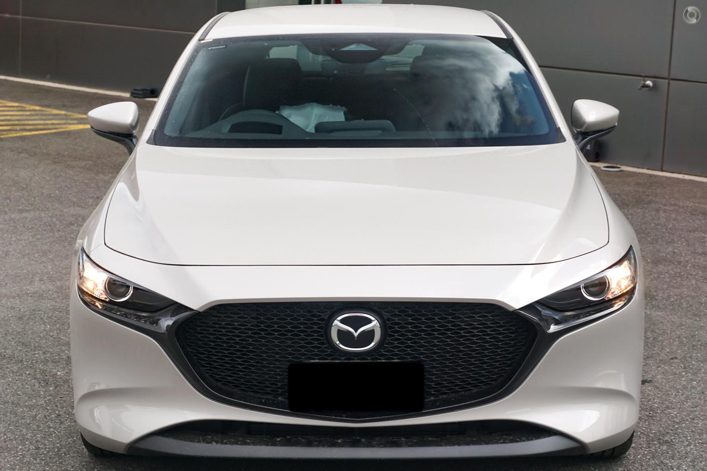 2024 Mazda 3 BP Series G20 Touring Hatch Image 2