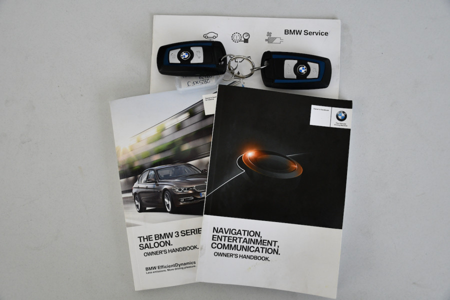 2014 BMW 3 Series F30 MY1114 328i Sedan Image 11