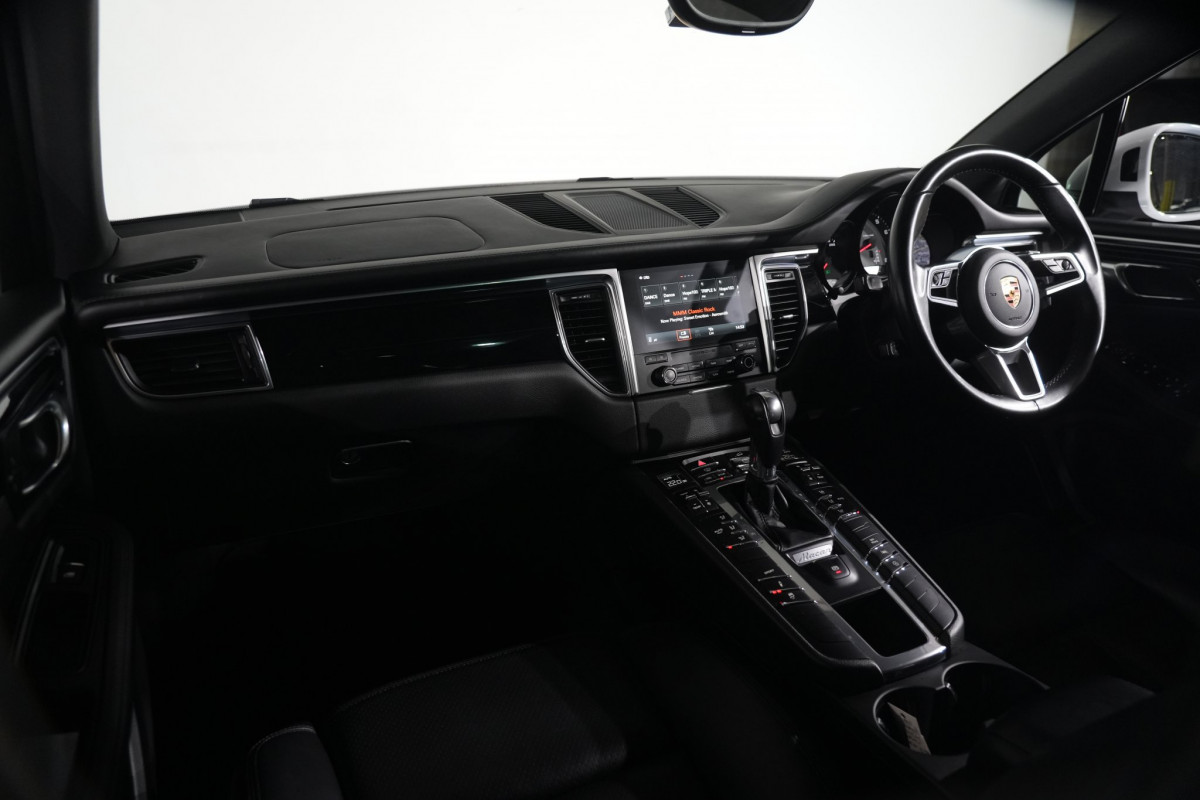 2018 Porsche Macan S SUV