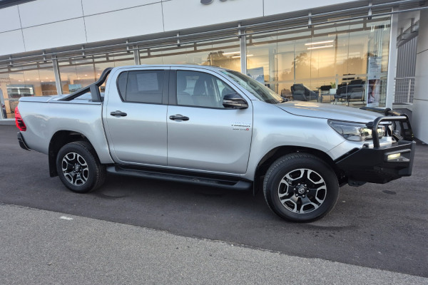 2024 Toyota HiLux GUN126R SR5 48V Ute Image 17