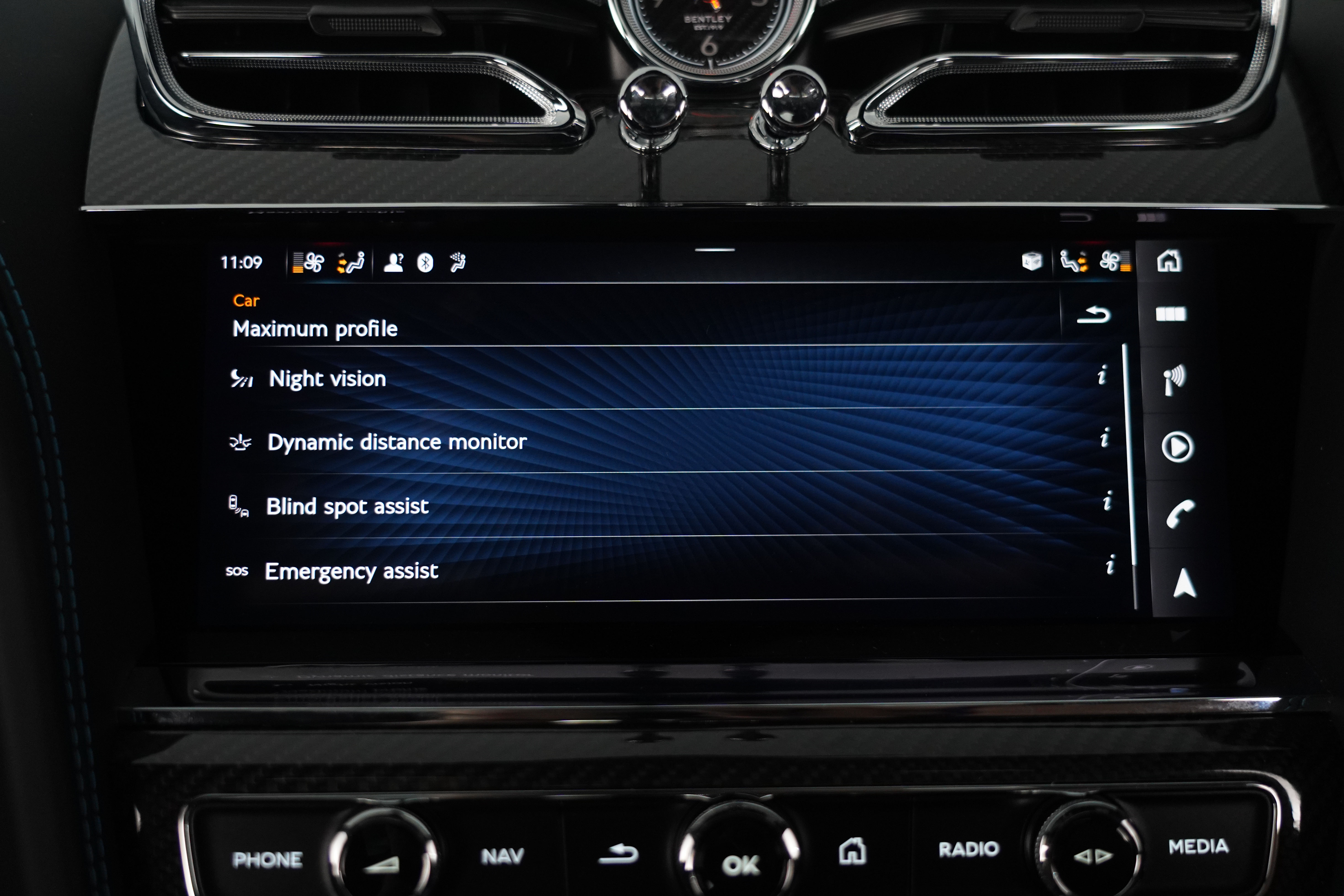 2024 Bentley Bentayga V8S Black Line SUV Image 44