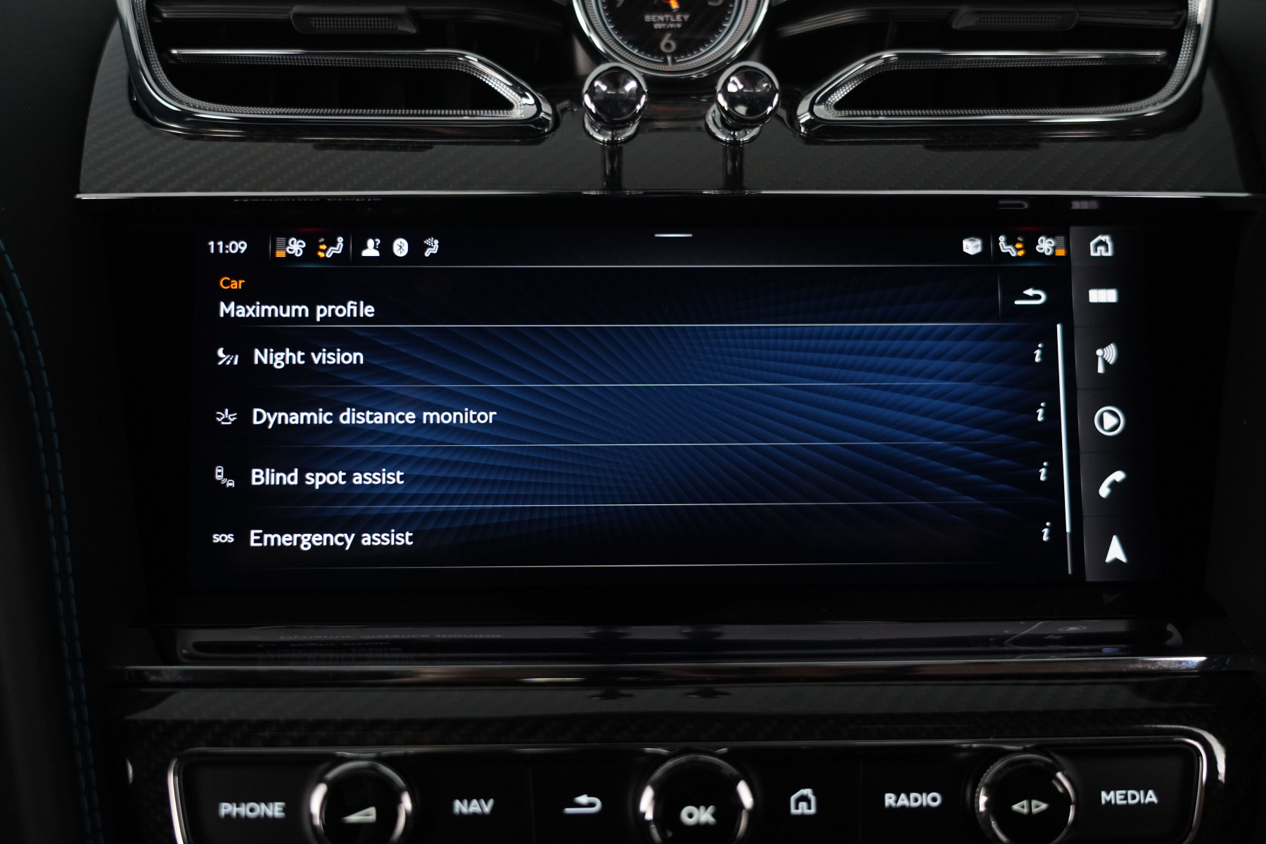 2024 Bentley Bentayga V8S Black Line SUV Image 33