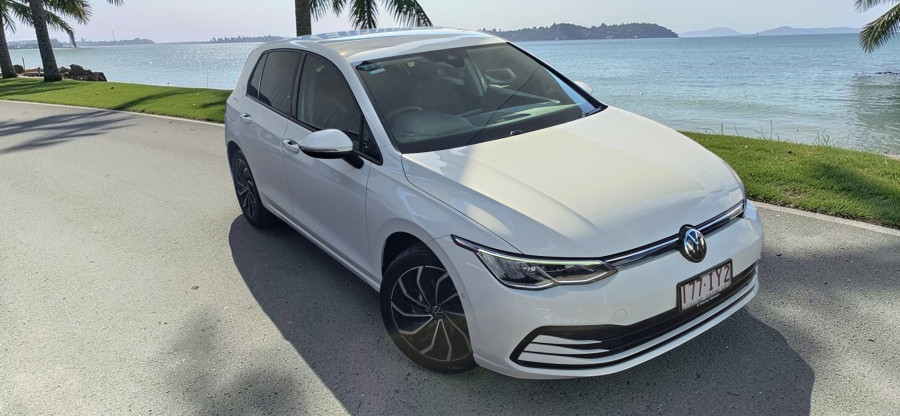 2023 Volkswagen Golf 8 110TSI Life Hatch Image 1