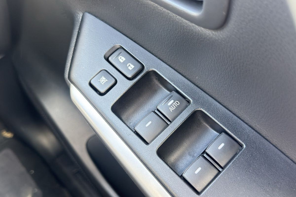 2017 Mitsubishi Pajero Sport QE Exceed SUV Image 6