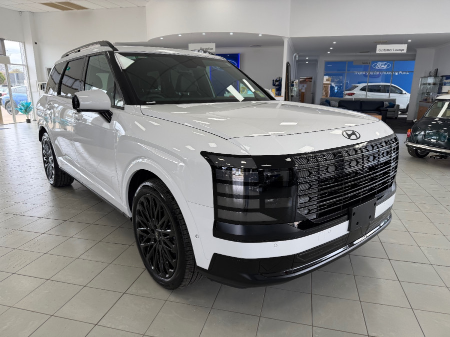 2026 Hyundai Palisade Calligraphy Black Ink SUV Image 1