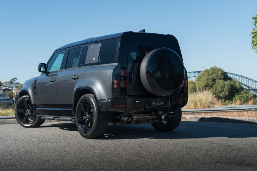 2022 Land Rover Defender L663 110 P525 SCV8 SUV Image 2