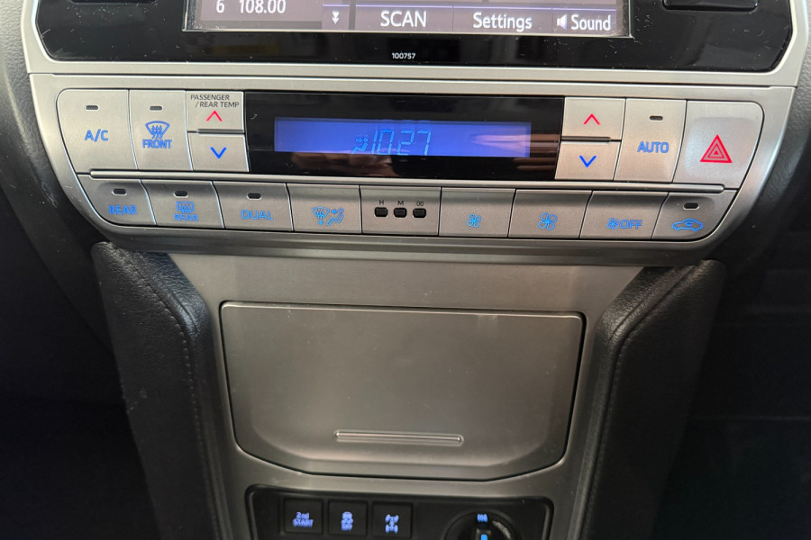 2018 Toyota LandCruiser Prado GDJ150R GXL SUV Image 22