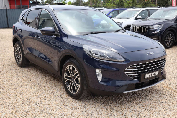 2022 Ford Escape ZH  SUV