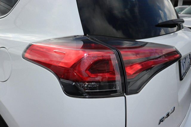 2018 Toyota RAV4 ZSA42R GX SUV Image 11