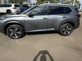 2023 [THIS VEHICLE IS SOLD] image 7