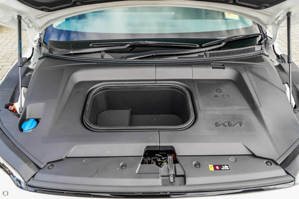 2026 MY27 Kia EV3 SV Air Long Range SUV Image 14