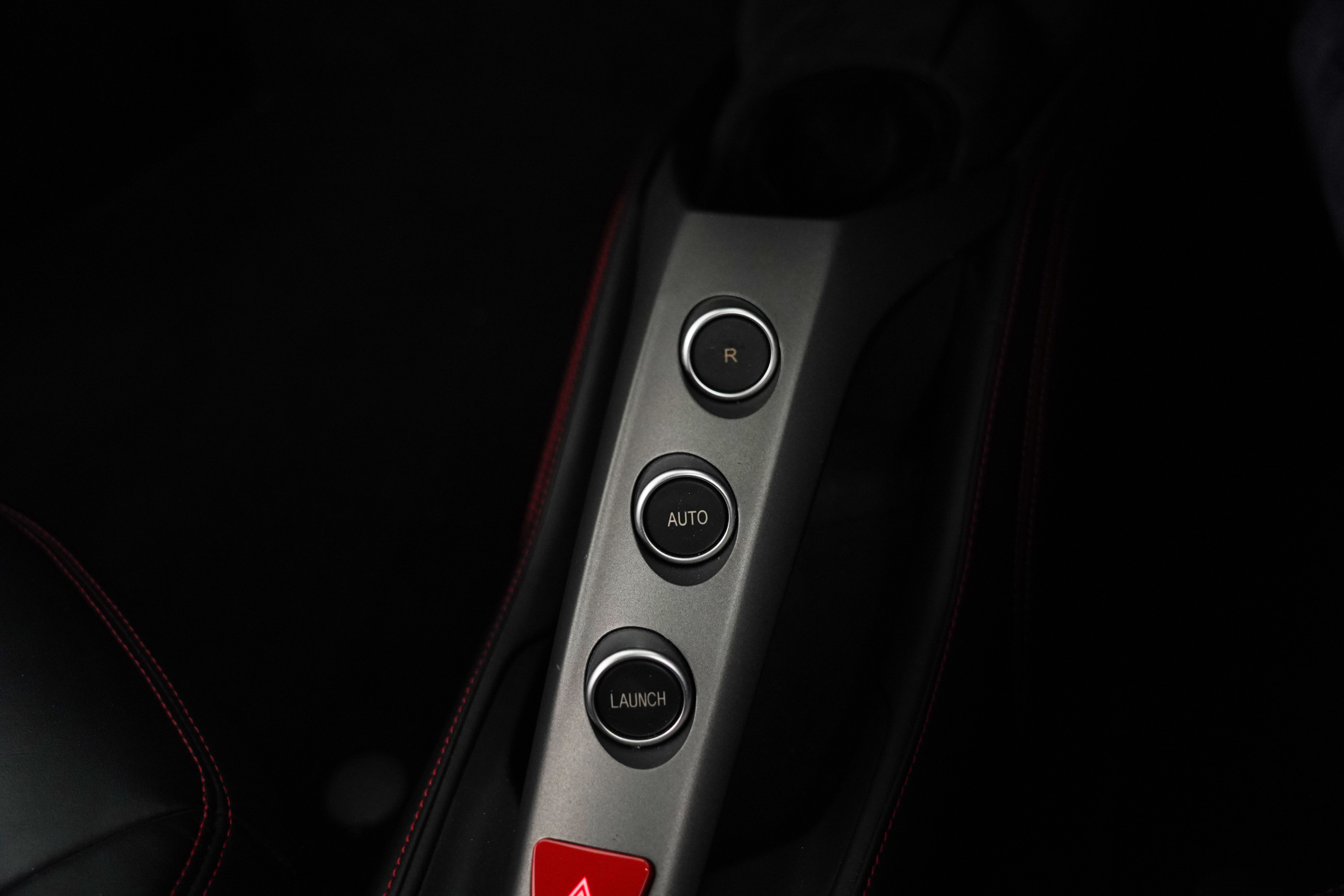 2017 Ferrari 488 Gtb Coupe Image 38