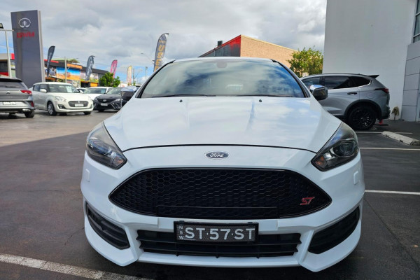2017 Ford Focus LZ ST Hatch