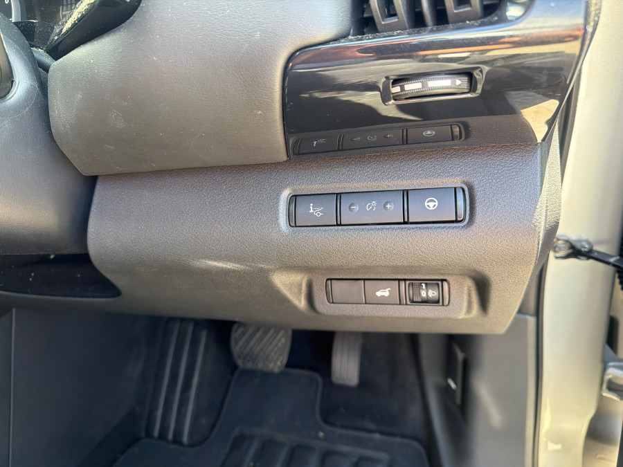 2024 Nissan Pathfinder R53 ST-L SUV Image 15