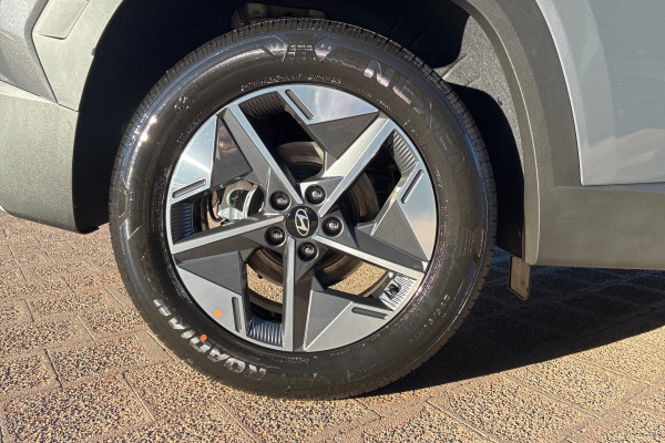 2026 Hyundai Tucson NX4.V4 Hybrid Elite SUV Image 6