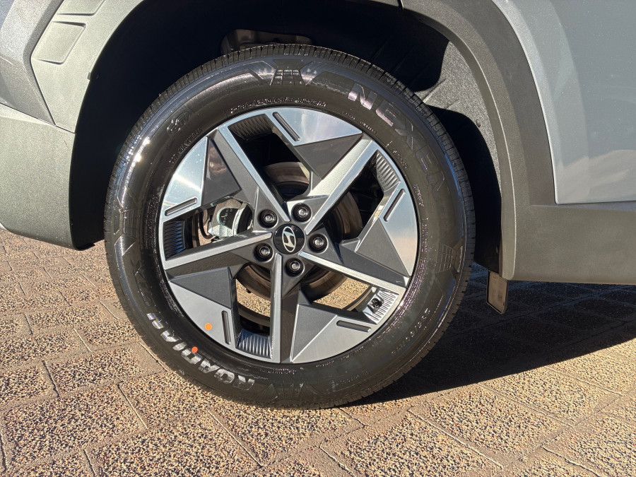 2026 Hyundai Tucson NX4.V4 Hybrid Elite SUV Image 6