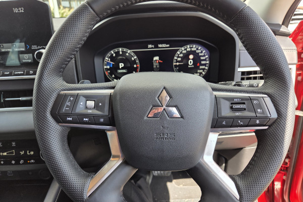 2022 MY22.5 Mitsubishi Outlander ZM Exceed SUV Image 9