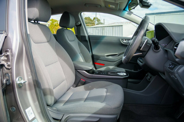 2022 Hyundai IONIQ AE.V4 Electric Elite Coupe Image 18