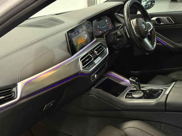 2022 BMW X6 G06 xDrive30d M Sport SUV image 20