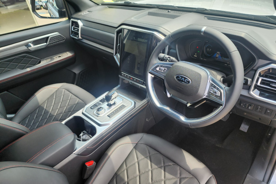 2025 MY24 JAC T9  Haven Ute Image 15