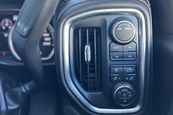 2021 Chevrolet Silverado T1 Ute Image 15