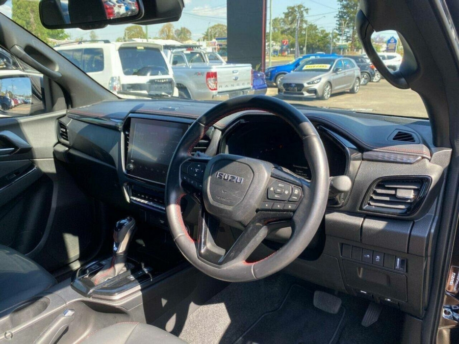 2024 Isuzu D-MAX RG X-TERRAIN Ute Image 10